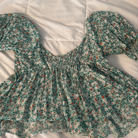 Greenish blue blouse - Picture 2 of 3